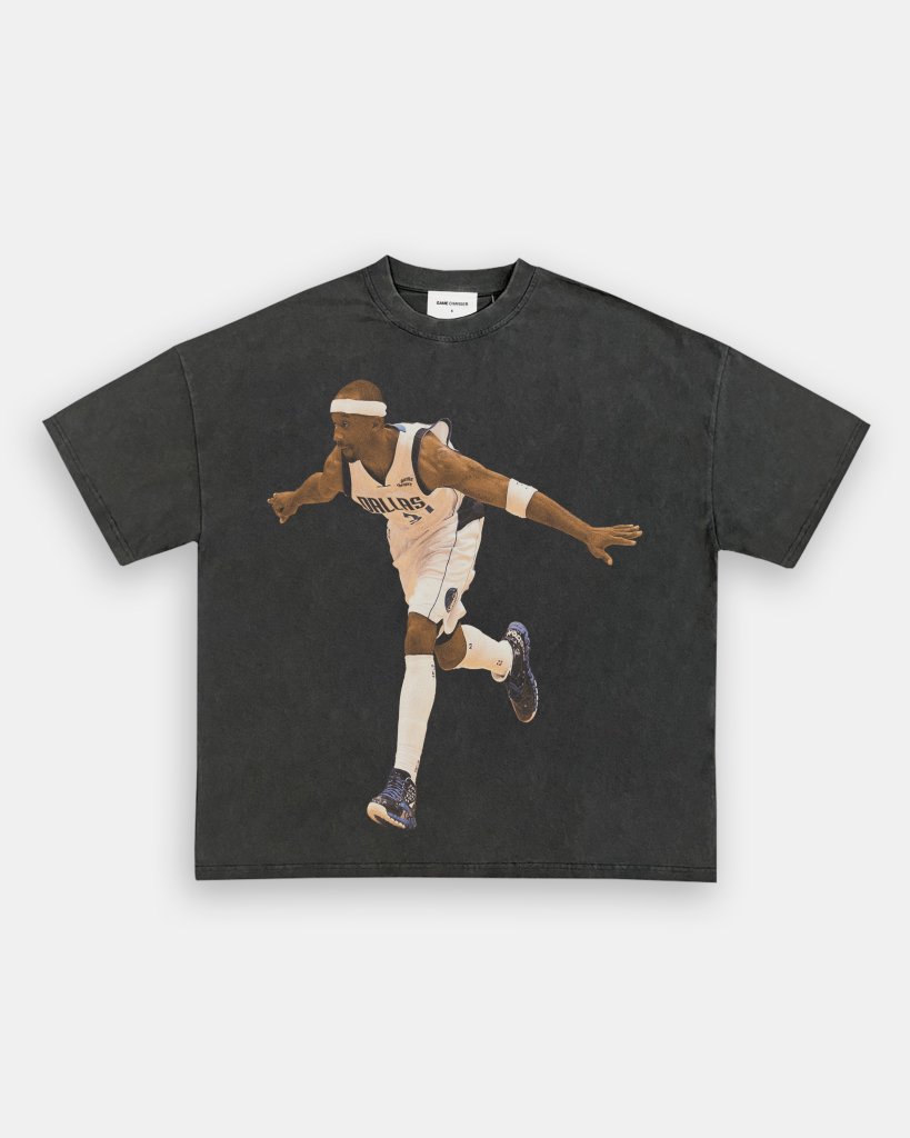 THE JET TEE